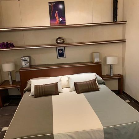 Loft Chic Au Coeur D Orange โอรองช์ ภายนอก รูปภาพ
